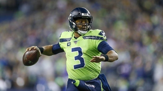 Russell Wilson couldn't measure up against Big Tex's Pillow Biters