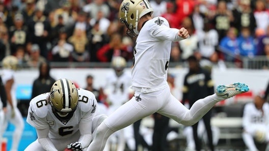 Wil Lutz's 17 points help The Brainers crush Homesick Abortions