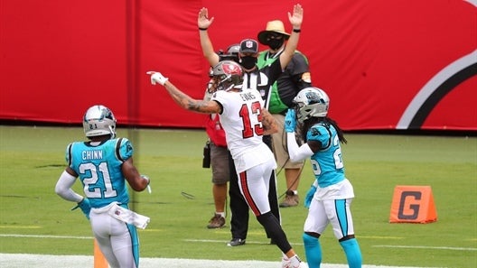 Mike Evans helps give Big Tex's Pillow Biters an easy win this week
