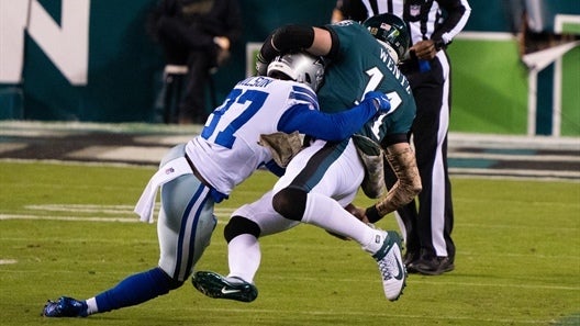 Carson Wentz's terrible day helps sink Alcoholnics