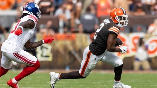 Amari Cooper has 16 points in blowout win over Alcoholnics